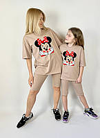 Комплект oversize для мамы и дочки футболка + велосипедки "minnie mouse" (поцелуйчик) Family look