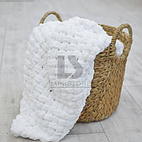 Детское вязаное одеяло плед из плюшевой пряжи 90*90 см Lukoshkino ® ручная работа белый