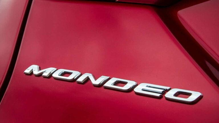 Шильдик емблема напис на багажник FORD Mondeo Ford Mondeo ФОРД Мондео колір хром