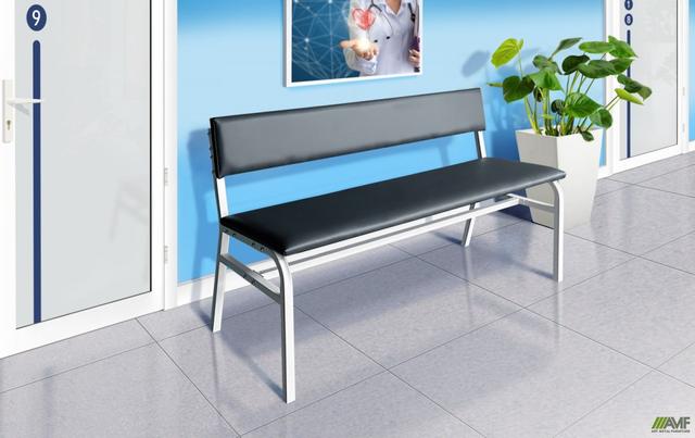 Скамейка медицинская Visitor для пациентов_фото вдоль коридора