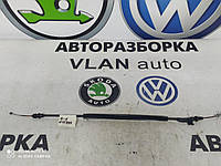 Трос замка двері (зовнішній) 3C0837017	VW Б 6 Європа