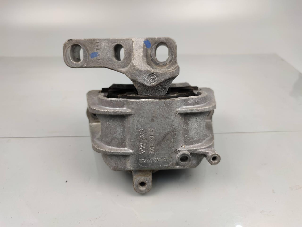 Подушка (опора двигуна права) Skoda Octavia A5 1K0199262AL