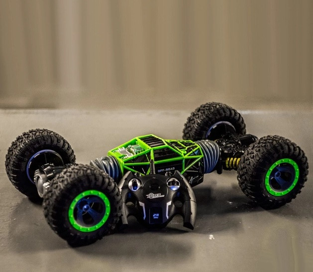 Машинка перевертиш з радіокеруванням