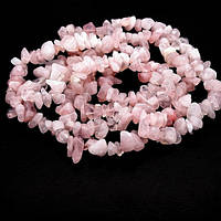 Бусини натуральний камінь на волосіні * Рожевий кварц* крихта, діаметр 7-9 мм (+-), довжина 85 см