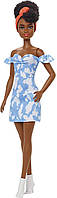 Лялька Барбі Модниця № 185 Barbie Fashionistas з чорним волоссям, у джинсовій сукні з відкритими плечима та пов’язкою на голову
