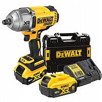 Ударный аккумуляторный гайковерт DeWALT DCF900P1T 1355 Нм в кейсе с аккумуляторами и зарядным устройством