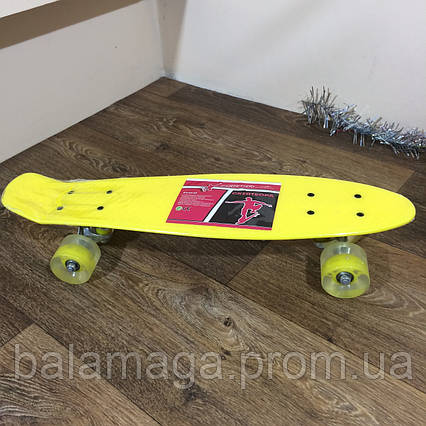 Скейтборд пенні жовтий з Led Profi MS. Скейт з такими колесами, фото 2