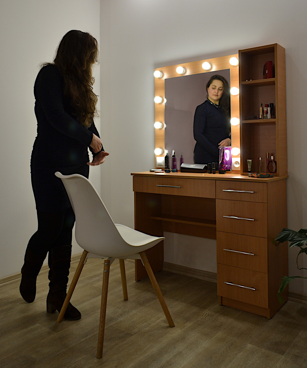 Туалетный столик трюмо и макияжное зеркало с подсветкой и полочками Zerka 1000 mm в цвете Бук - фото 8 - id-p1855240009