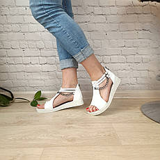 Шкіряні білі жіночі босоніжки  зручне літнє взуття 2023, фото 2