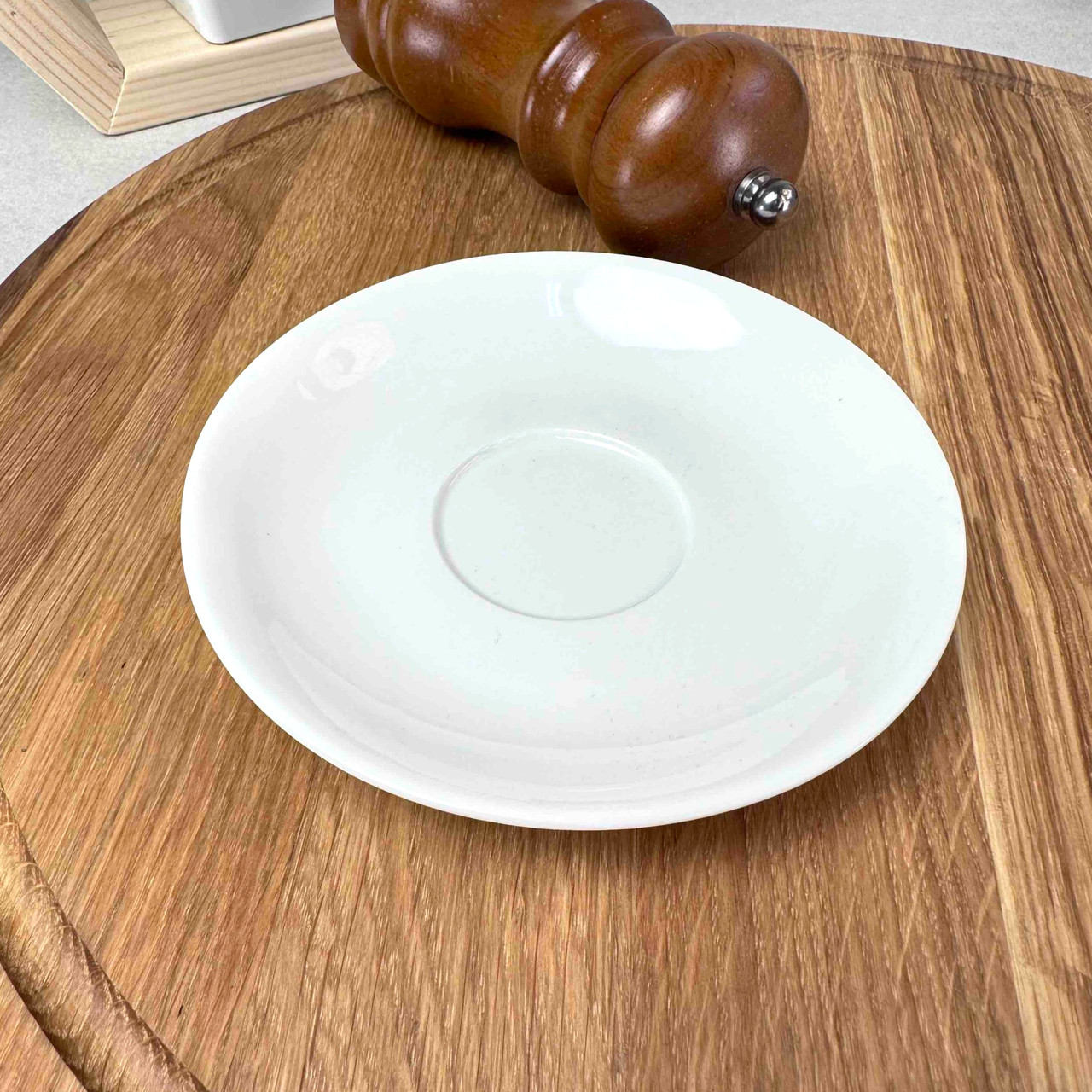 Набір білих блюдець 6 шт. 17 см під чайні чашки ARDESTO Imola