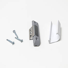 Засувка магнітна REZE з ручкою білої комплект