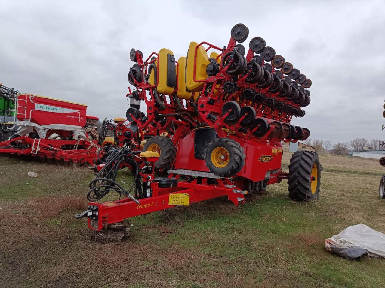 Посівний комплекс VADERSTAD Tempo L16