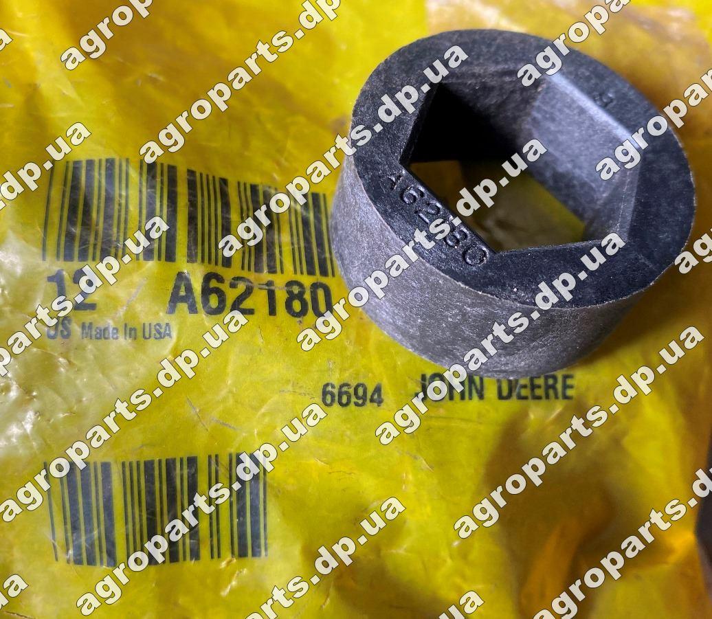 Втулка A62180 натяжника John Deere Bushing - HEX INSERT, IDLER А62180