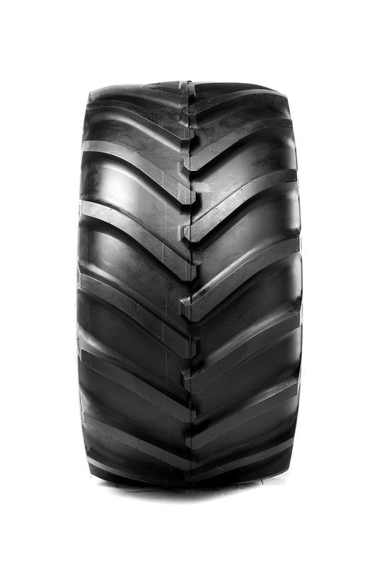 31X15.50-15 10PR BKT TR 315 121B TL