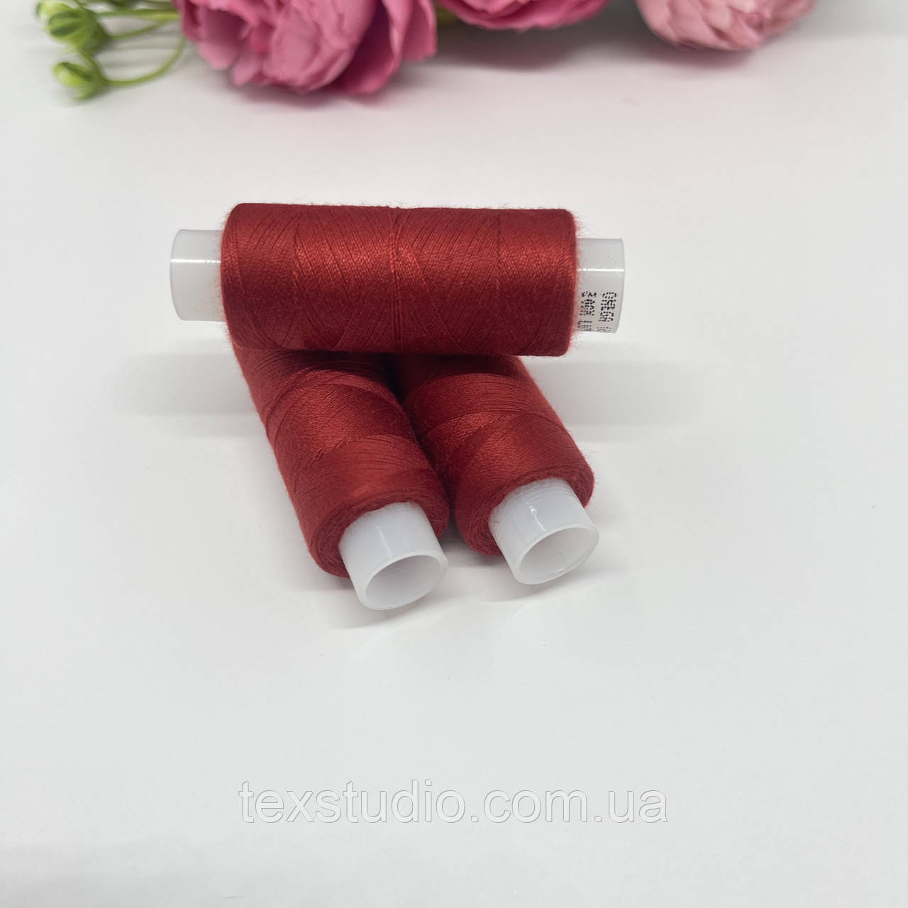 Нитка червона Omega 120 200 м. col 01042, фото 1