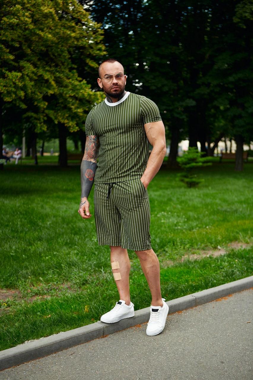 Чоловічий літній комплект хакі, футболка і шорти в смужку
