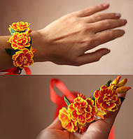 Помаранчевий браслет на руку з квітами в українському стилі "Чорнобривці"