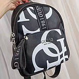 Жіночий невеликий рюкзак Guess (8119) чорний, фото 3