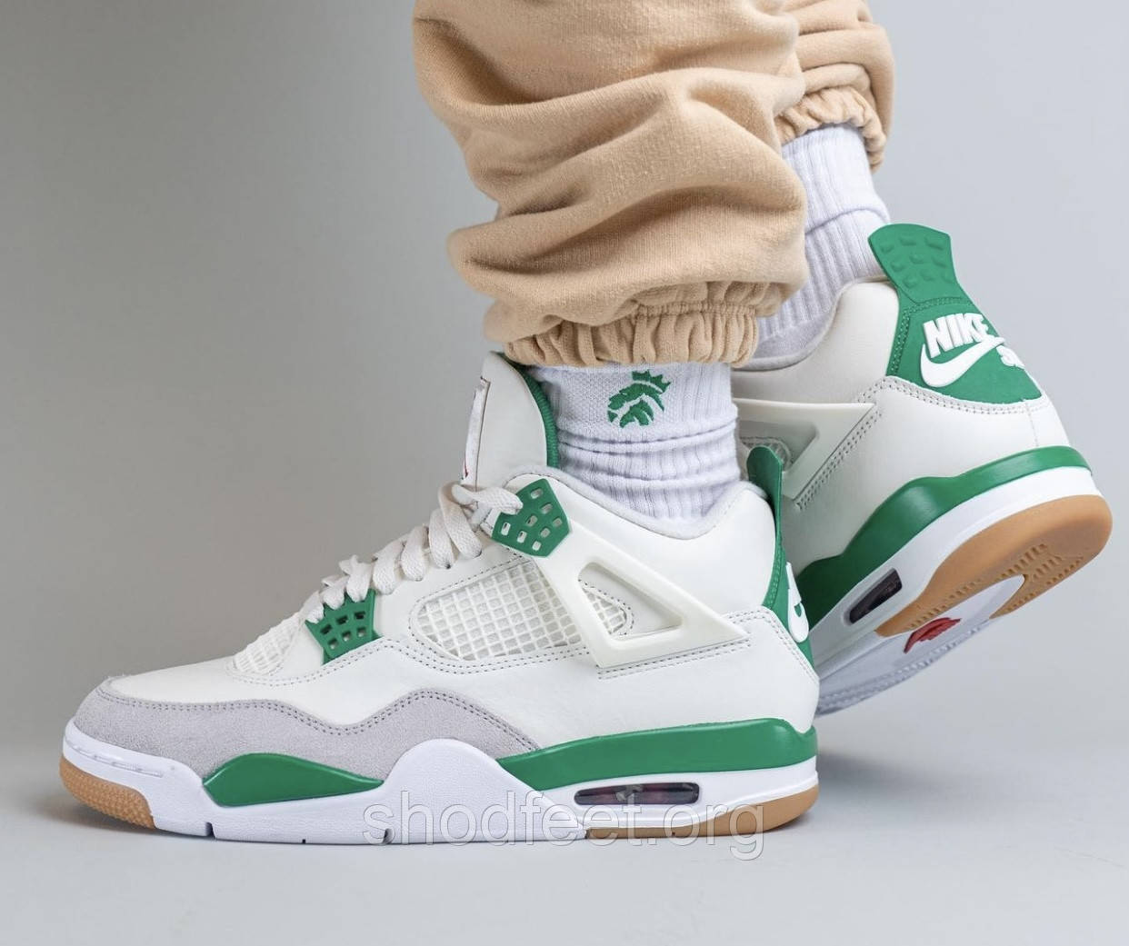 Jordan 4 hotsell pine green