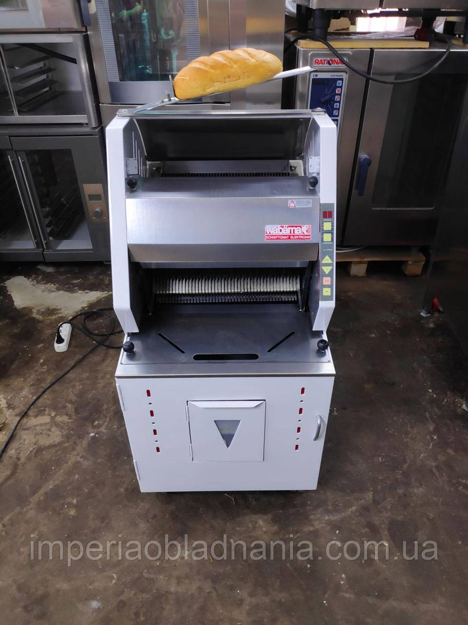 Хліборізка хліборізальна машина автомат WABAMA Schnitt-o-mat Electronics 460/10 б/у Німеччина