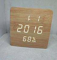 Электронные часы LED Wooden Clock VST-872S Бежевий тепло білого коліру