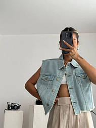 Жіноча джинсова жилетка безрукавка на ґудзиках вільного фасону (р. 42-44) 7714206