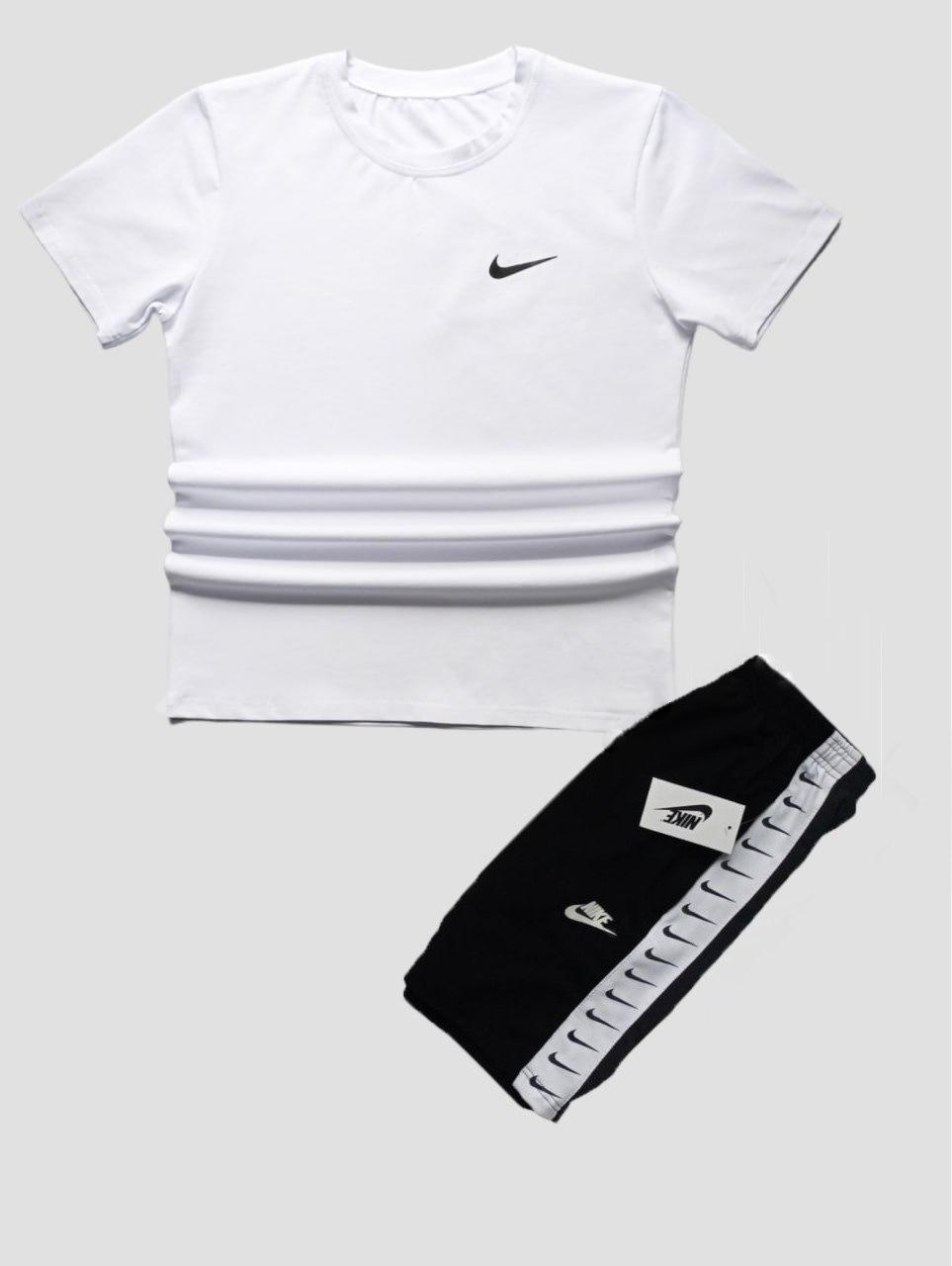 Чоловічий літній костюм Nike Футболка + Шорти чорно-білий комплект Найк із лампасами