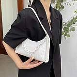 Жіноча маленька сумка через плече багет рептилія крокодиляча шкіра біла, фото 5