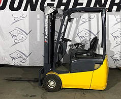 Б.в. електричний трьохопорний навантажувач EFG 113