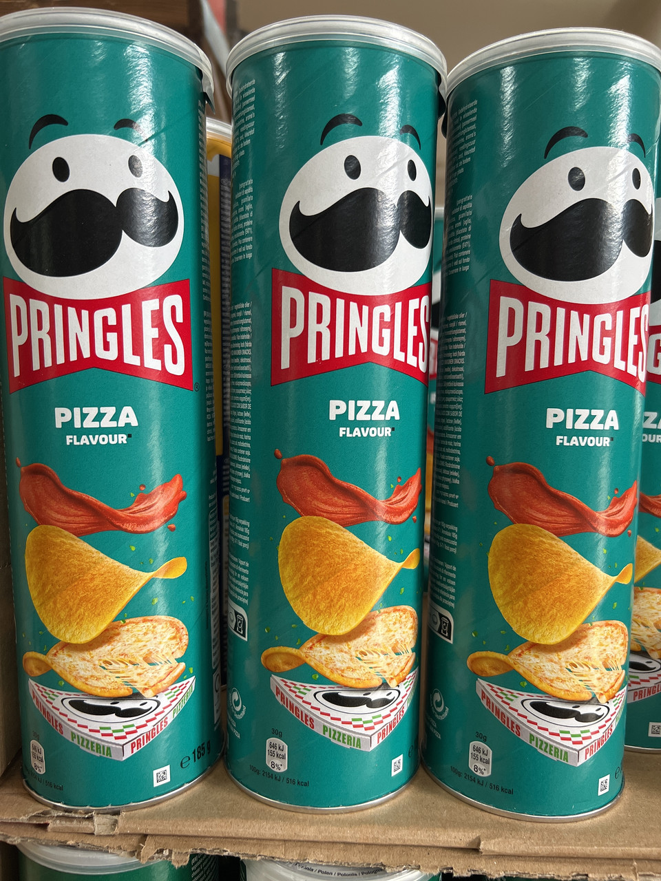 Чипсы Pringles pizza 185 g Картофельные чипсы Картофельные чипсы с пиццей Чипсы с пиццей - фото 1 - id-p1856720652