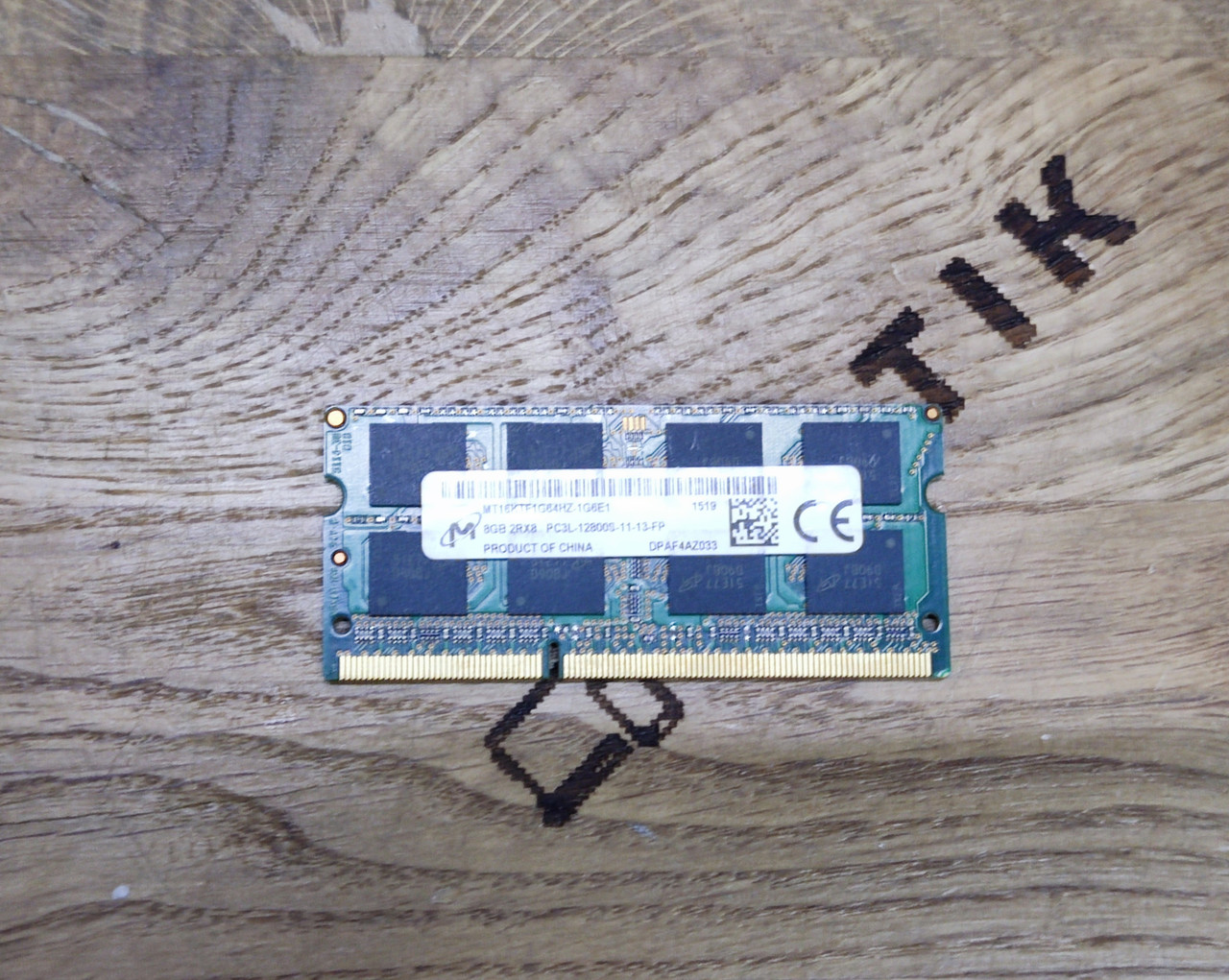 Оперативна пам'ять для ноутбука Micron SO-DIMM DDR3L 8Gb 1600MHz 12800S-11-13-FP (MT16KTF1G64HZ-1G6N1) Вживана