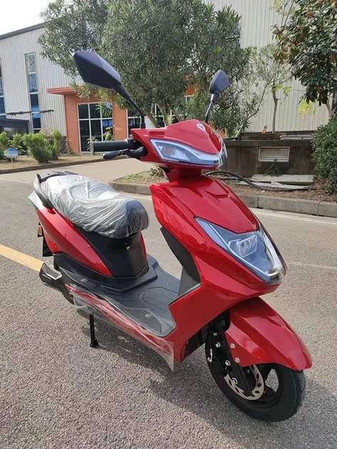 Електроскутер YADEA LUNA колір червоний, фото 1