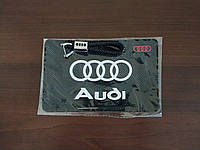 Набор с логотипом Ауди Audi, силиконовый коврик на торпеду авто, плетеный кожаный брелок для авто ключей