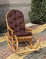 Кресло-качалка плетеная из лози.