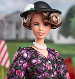 Колекційна барбі надихаючі жінки Елеонора Рузвельт Барбі Barbie Inspiring Women Eleanor Roosevelt, фото 3