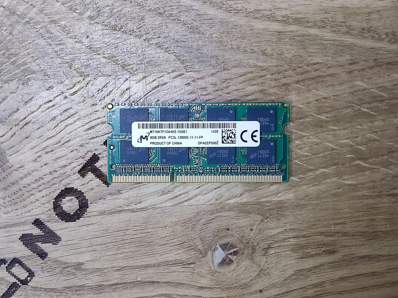 Оперативна пам'ять для ноутбука Micron SO-DIMM DDR3L 8Gb 1600MHz 12800S-11-11-FP (MT16KTF1G64HZ-1G6E1) Вживана