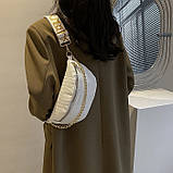 Жіноча класична сумка FASHION 9434 бананка крос-боді на ремінці через плече біла, фото 6