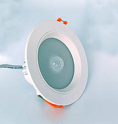 Вбудовувана світлодіодна лампа з датчиком руху 7 Вт LED PIR