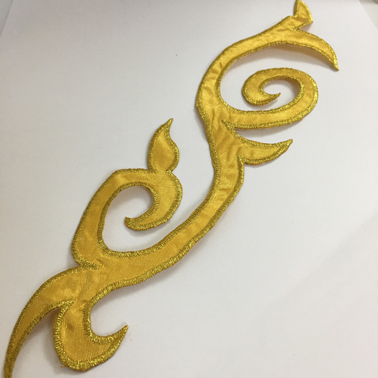 Термоклейовий лейс золото 25х6 см,  1 шт.