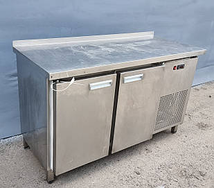 Холодильний стіл з нержавіючої сталі на дві двері "Орест" 1.4 м., (+3 ° +10 °), Б/у
