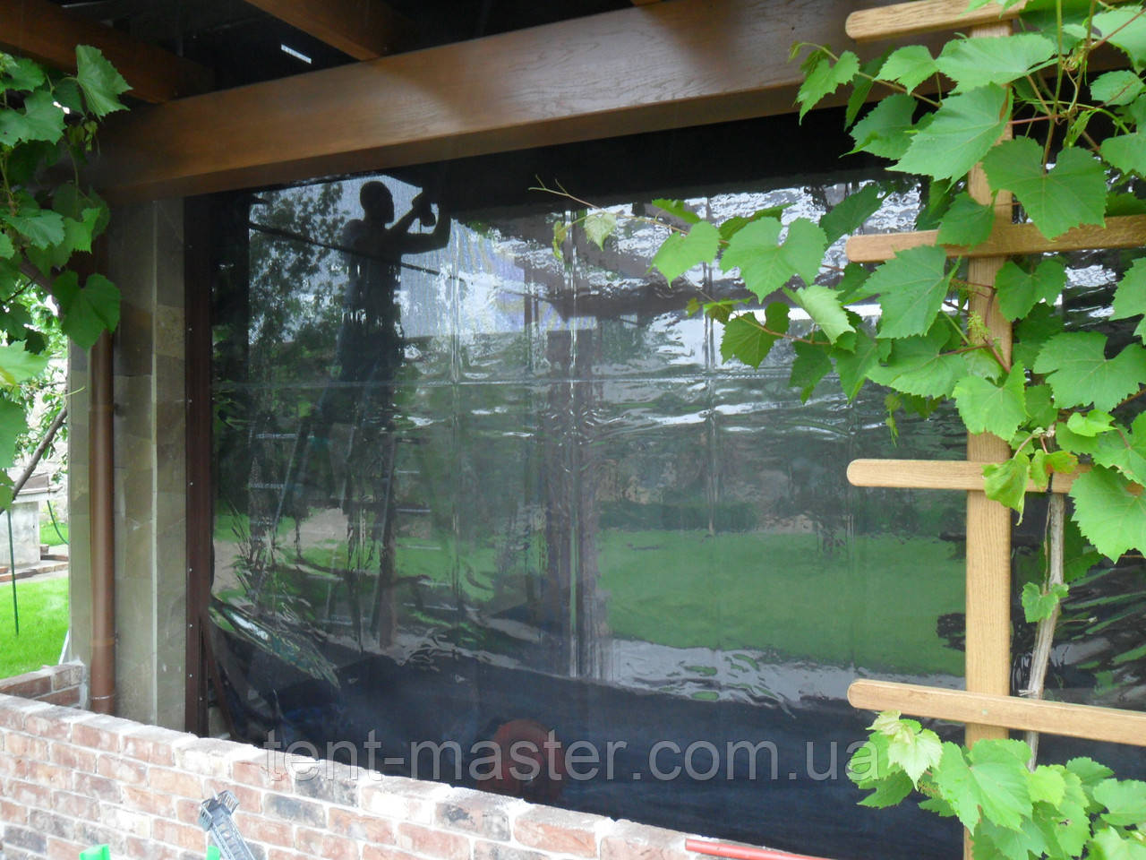 Прозорі штори ПВХ для веранди вдома