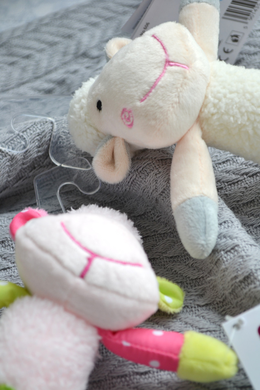 Брязкальце м'яке з пискавкою Овечка BabyOno