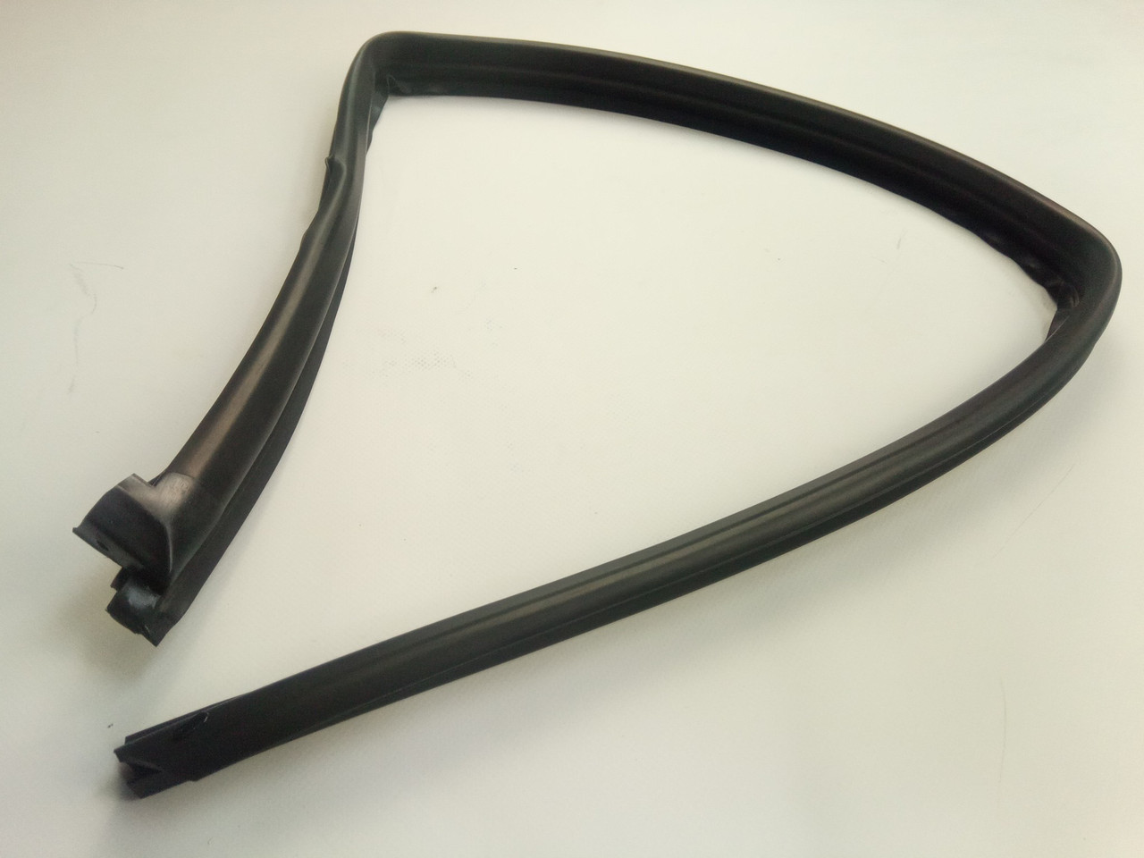 Ущільнювач дверей Lanos, "GM" (96304079) верхній/передній/правий, фото 1