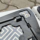 Toyota Prius C (Тойота Пріус С) вкладиш дзеркала (дзеркальний елемент) правий, фото 2