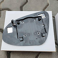 Toyota Camry XV50 (Тойота Камрі 50) вкладиш дзеркала (дзеркальний елемент) правий