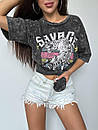 Жіноча вінтажна футболка вільного фасону з великим написом і спущеним плечем (р. 42-46) 9171142, фото 6