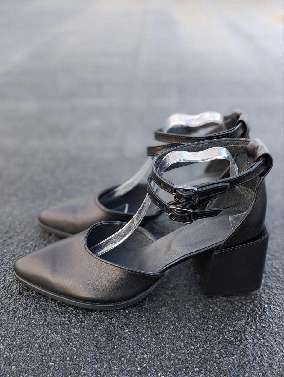 STTOPA Розміри 36-44. Босоніжки великих розмірів шкіряні. Каблук 6,5 см. 155-3644-65 Чорні, фото 1