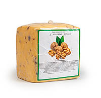 Продукт Молоковмісний сирний твердий з Волоським Горіхом 45%