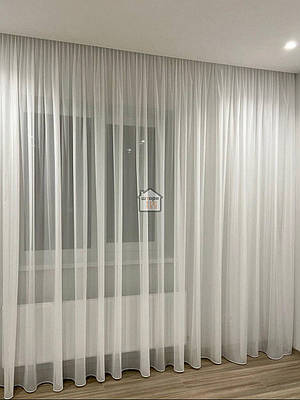 Модна біла однотонна гардина на вікна матова в зал, Тюль Креп у вітальню універсальний