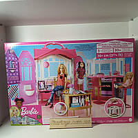 Игровой домик Барби с мебелью и аксессуарами Barbie Glam Getaway Portable Dollhouse